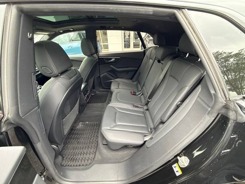 Used 2023 Audi Q8 Premium Plus AWD/4WD image 19
