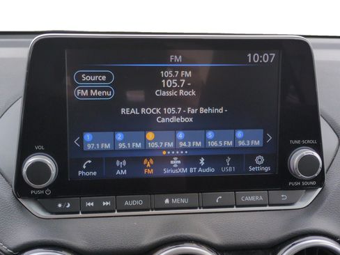 Used 2025 Nissan Sentra SV FWD image 19