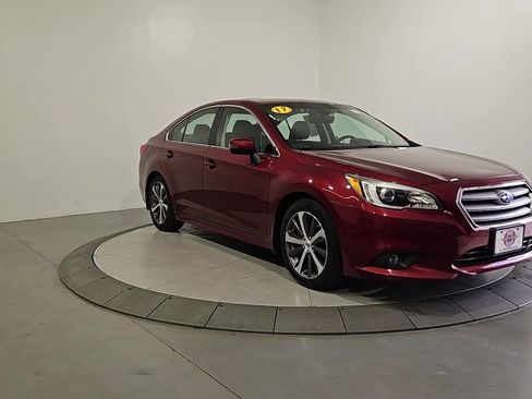 Used 2017 Subaru Legacy 2.5i Limited image 8