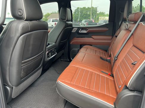 Used 2026 GMC Sierra 1500 Denali Ultimate AWD/4WD image 12