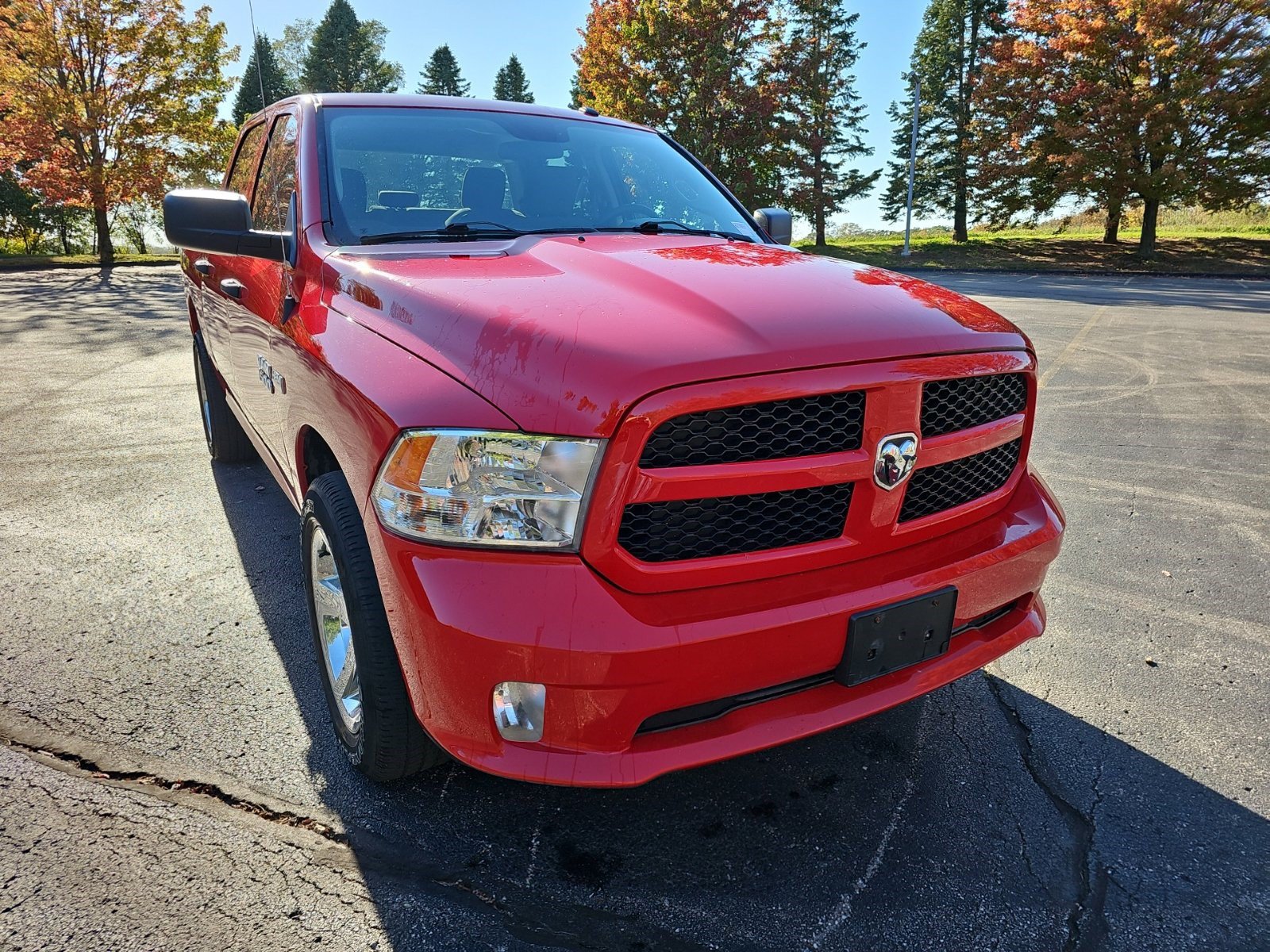 Used 2017 RAM 1500 Express w/ Express Value Package AWD/4WD image 8