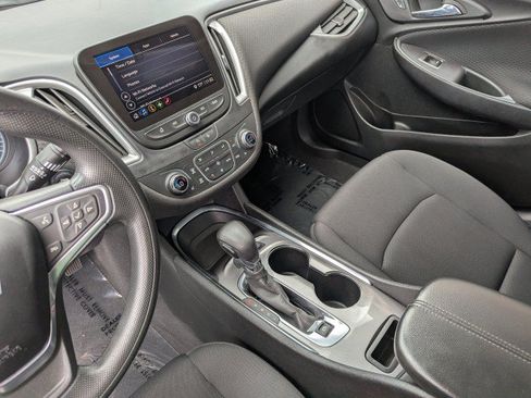 Used 2023 Chevrolet Malibu LT FWD image 15
