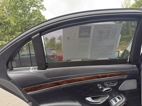 Used 2018 Mercedes-Benz S 560 4MATIC Sedan image 38