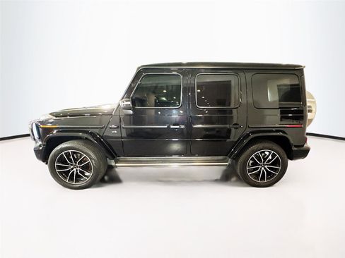 Used 2024 Mercedes-Benz G 550 image 2