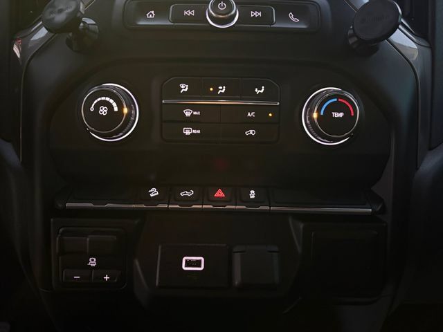 Used 2019 Chevrolet Silverado 1500 Custom Trail Boss w/ Custom Convenience Package AWD/4WD image 27