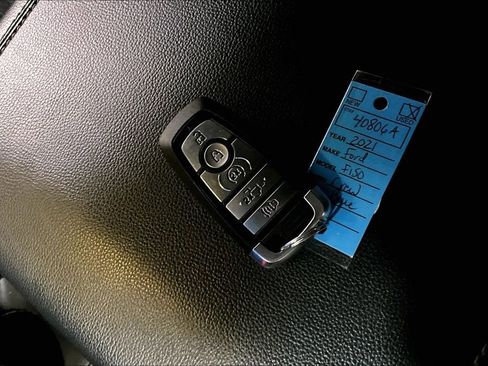 Certified 2021 Ford F150 XLT w/ Equipment Group 302A High image 28