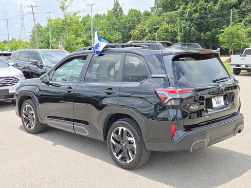 Certified 2025 Subaru Forester Limited w/ Popular Package #2 AWD/4WD image 5