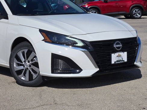 New 2025 Nissan Altima 2.5 S image 3