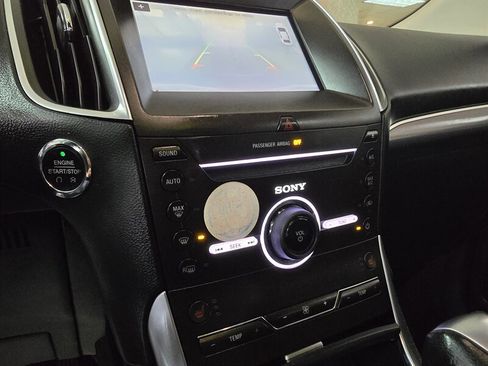 Used 2016 Ford Edge Titanium w/ Canadian Touring Package image 26