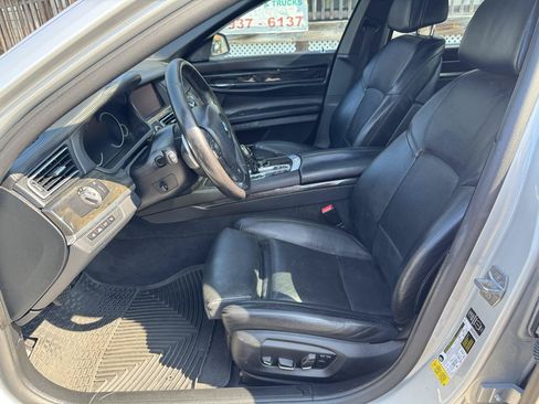 Used 2015 BMW 750Li RWD image 22