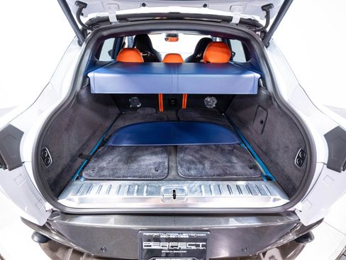 Used 2021 Aston Martin DBX AWD/4WD image 62