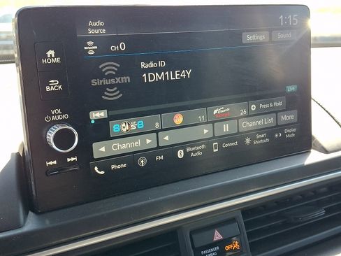 Used 2024 Honda Pilot EX-L image 17