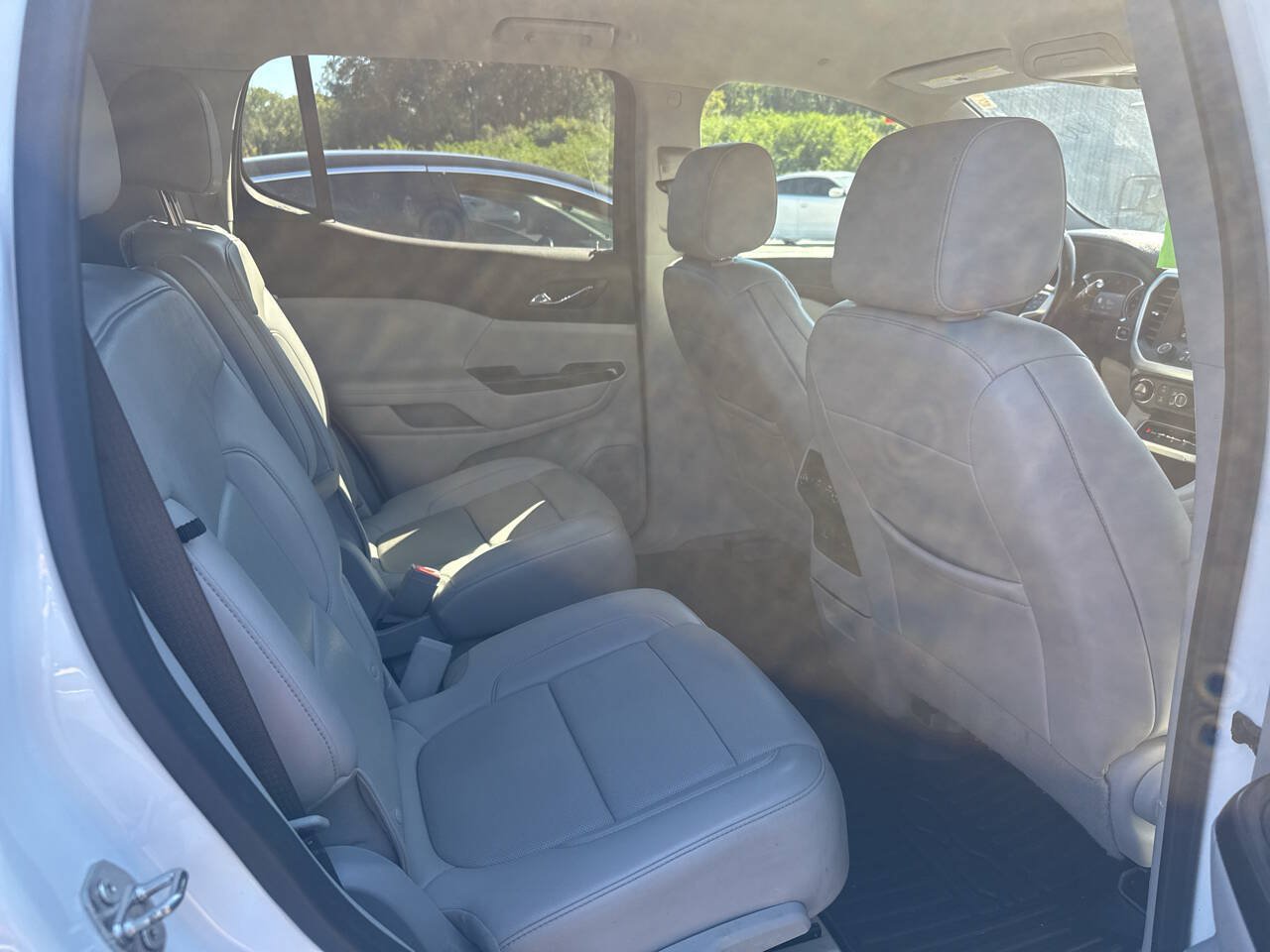 Used 2021 GMC Acadia SLT FWD image 31