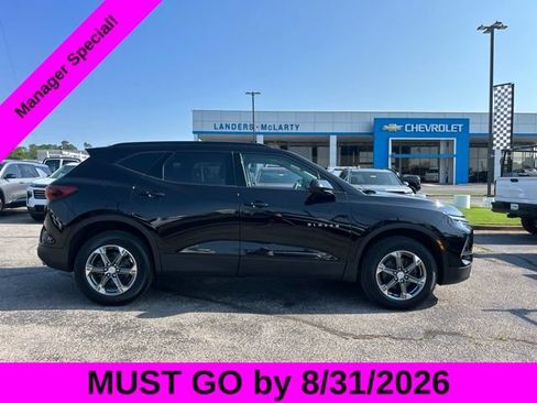Used 2024 Chevrolet Blazer LT w/ Convenience Package FWD image 2