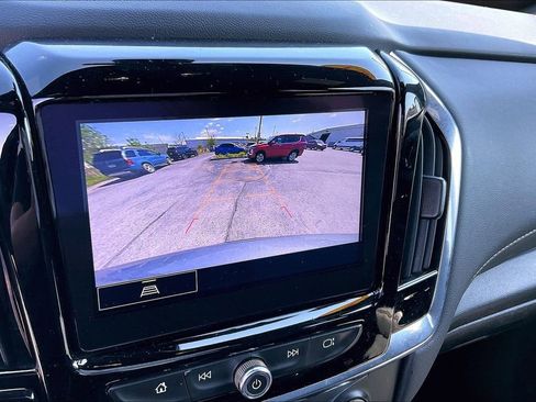 Used 2023 Chevrolet Traverse LT AWD/4WD image 20