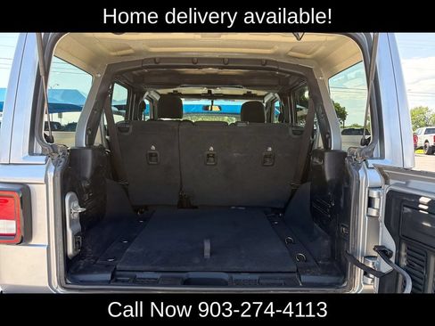 Used 2021 Jeep Wrangler Unlimited Sahara AWD/4WD image 5