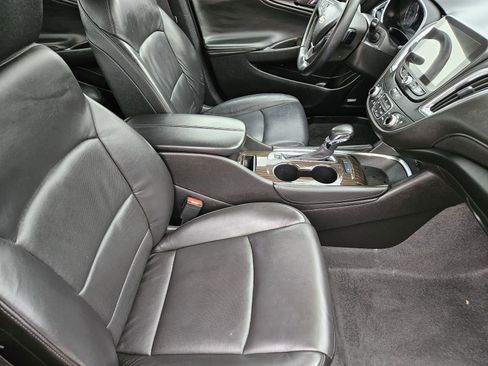 Used 2024 Chevrolet Malibu LT image 18