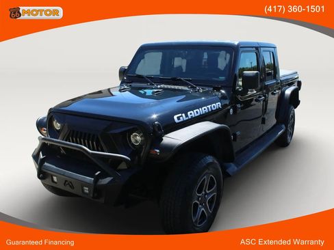 Used 2020 Jeep Gladiator Overland AWD/4WD image 1