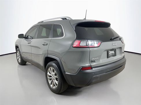 Used 2021 Jeep Cherokee Latitude Plus AWD/4WD image 10