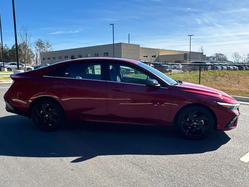 New 2026 Hyundai Elantra SEL Sport image 6