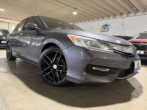 Used 2017 Honda Accord EX-L image 5