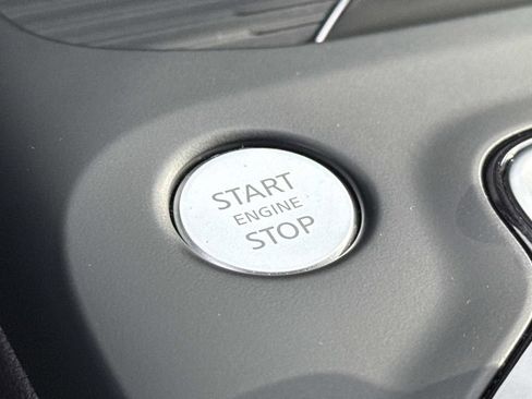 Used 2021 INFINITI QX50 Luxe image 8