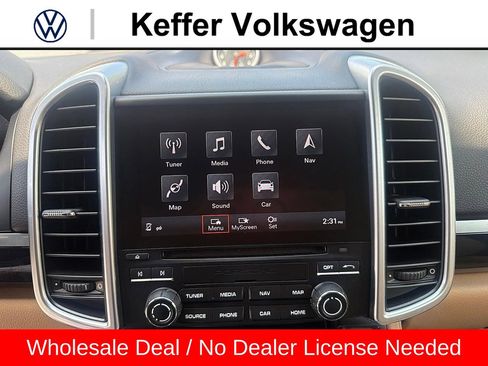 Used 2017 Porsche Cayenne S AWD/4WD image 23
