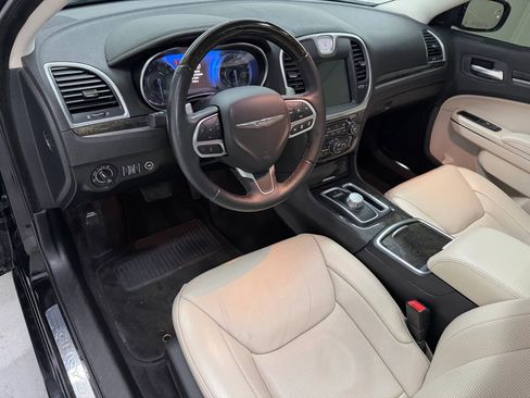Used 2017 Chrysler 300 C w/ Safetytec Plus Group RWD image 9