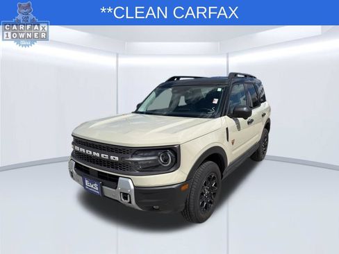Used 2025 Ford Bronco Sport Outer Banks w/ Outer Banks Tech Package+ AWD/4WD image 2