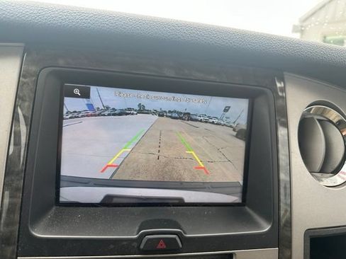 Used 2015 Ford Expedition Limited w/ Equipment Group 301A RWD image 17