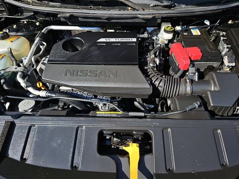 Certified 2023 Nissan Rogue SV image 27