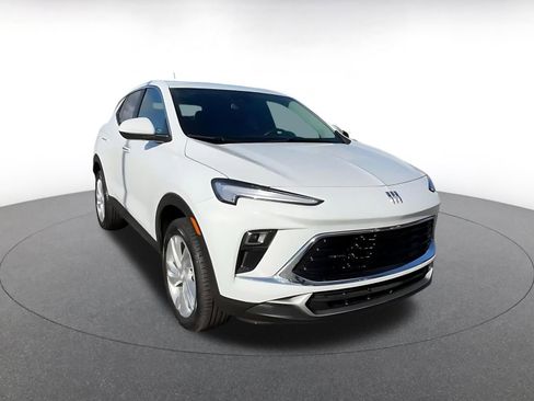 Used 2025 Buick Encore GX Preferred image 3