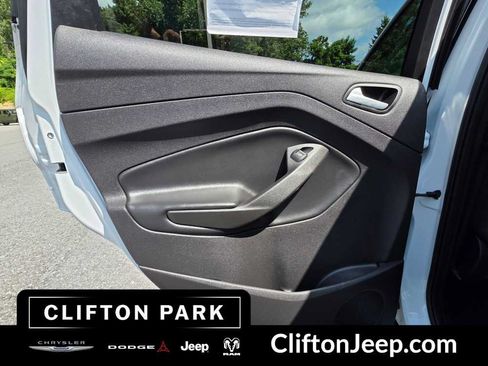 Used 2019 Ford Escape SE AWD/4WD image 12