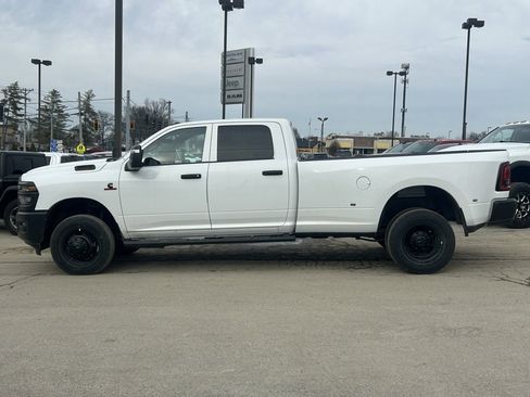 New 2026 RAM 3500 Tradesman image 10