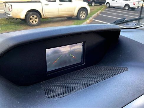 Used 2016 Ford Transit 150 XLT image 23