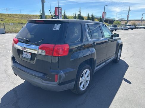 Used 2017 GMC Terrain SLE image 4