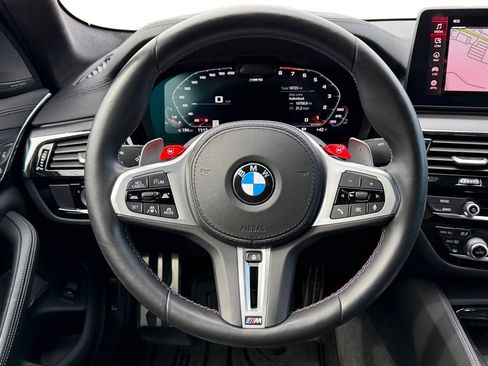 Used 2022 BMW M5 w/ Executive Package image 11