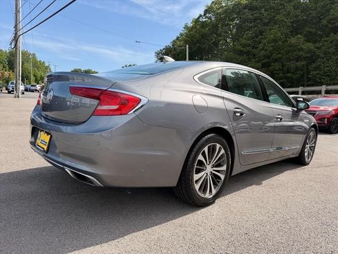 Used 2018 Buick LaCrosse Premium w/ Driver Confidence Package #2 AWD/4WD image 13