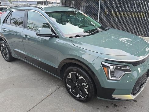 Used 2024 Kia Niro Wind FWD image 1