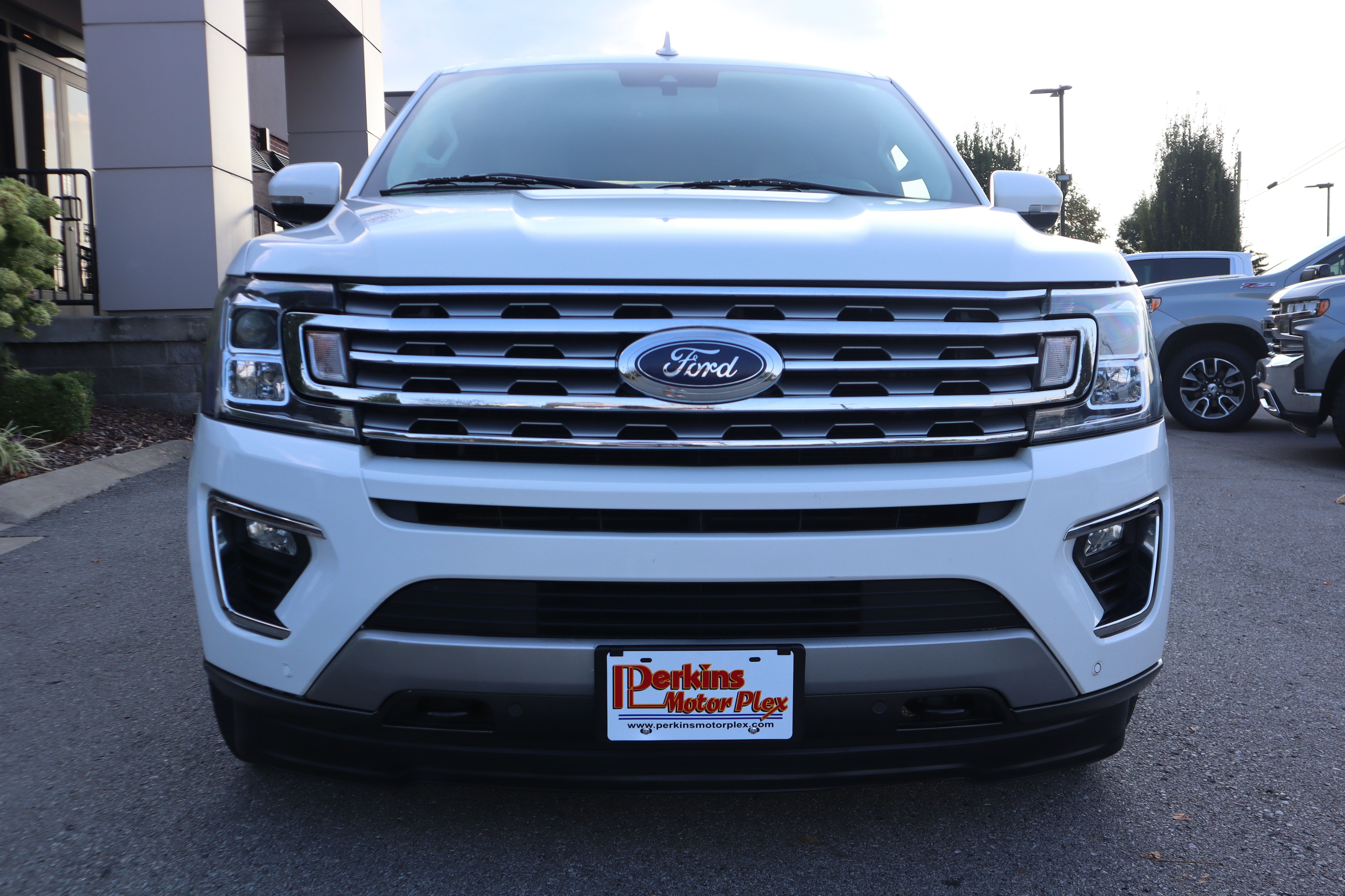Used 2021 Ford Expedition Max Limited AWD/4WD image 4