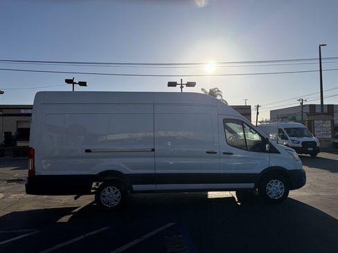 Used 2021 Ford Transit 350 148 High Roof Extended w/ Load Area Protection Package RWD image 7