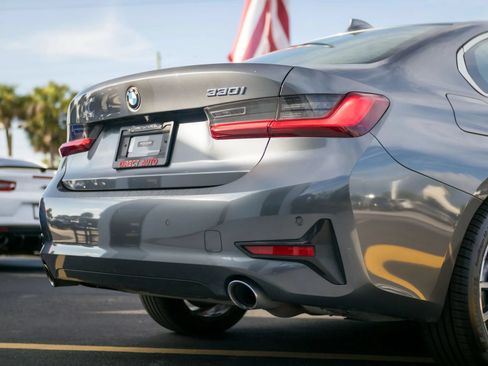 Used 2020 BMW 330i Sedan w/ Convenience Package RWD image 13