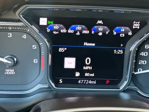 Used 2021 GMC Yukon Denali w/ Denali Premium Package AWD/4WD image 32