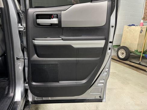 Used 2020 Toyota Tundra Limited image 13