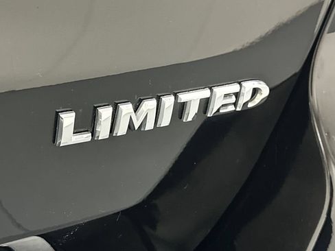 Used 2021 Jeep Grand Cherokee Limited AWD/4WD image 20