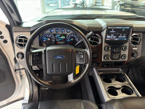Used 2016 Ford F350 Lariat w/ Lariat Ultimate Package AWD/4WD image 11