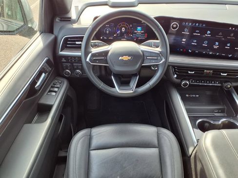 Used 2025 Chevrolet Tahoe LT AWD/4WD image 15