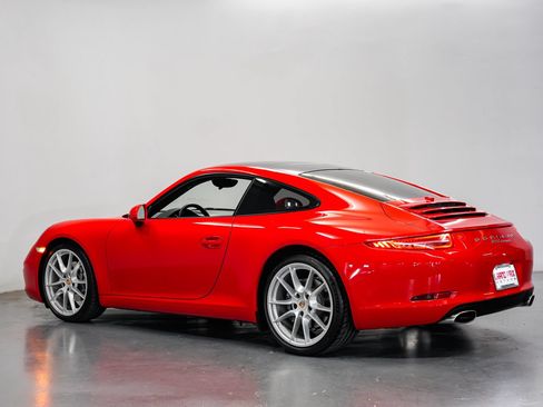 Used 2014 Porsche 911 Carrera RWD image 8