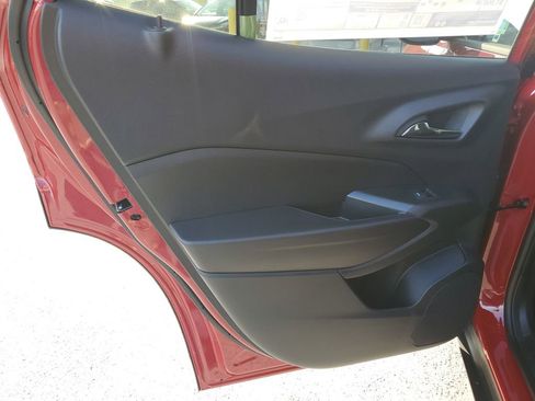 New 2026 Chevrolet Trax LT image 15