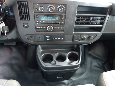 Used 2019 GMC Savana 3500 w/ Power Convenience Package RWD image 40